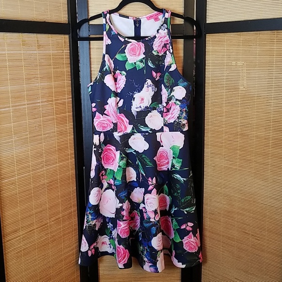 Betsey Johnson Dresses & Skirts - 🚨NEW LIST! Betsey Johnson Floral Skater Dress